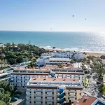 Sea View, 3 Minutes